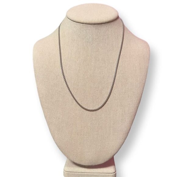 Silver Tone Rolo Chain Necklace - Picture 1 of 3